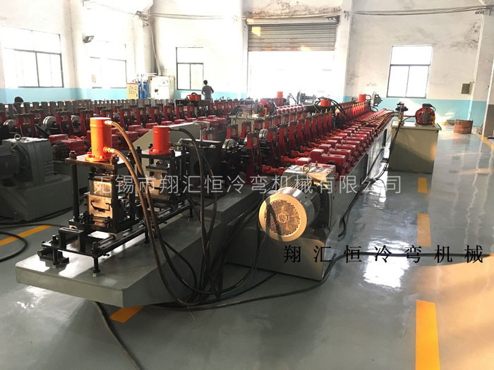 防火窗成型機/門（mén）框成型機
