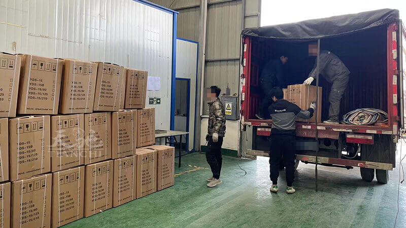 俄羅斯出口www.桃色av嫩草.com液氮罐發出